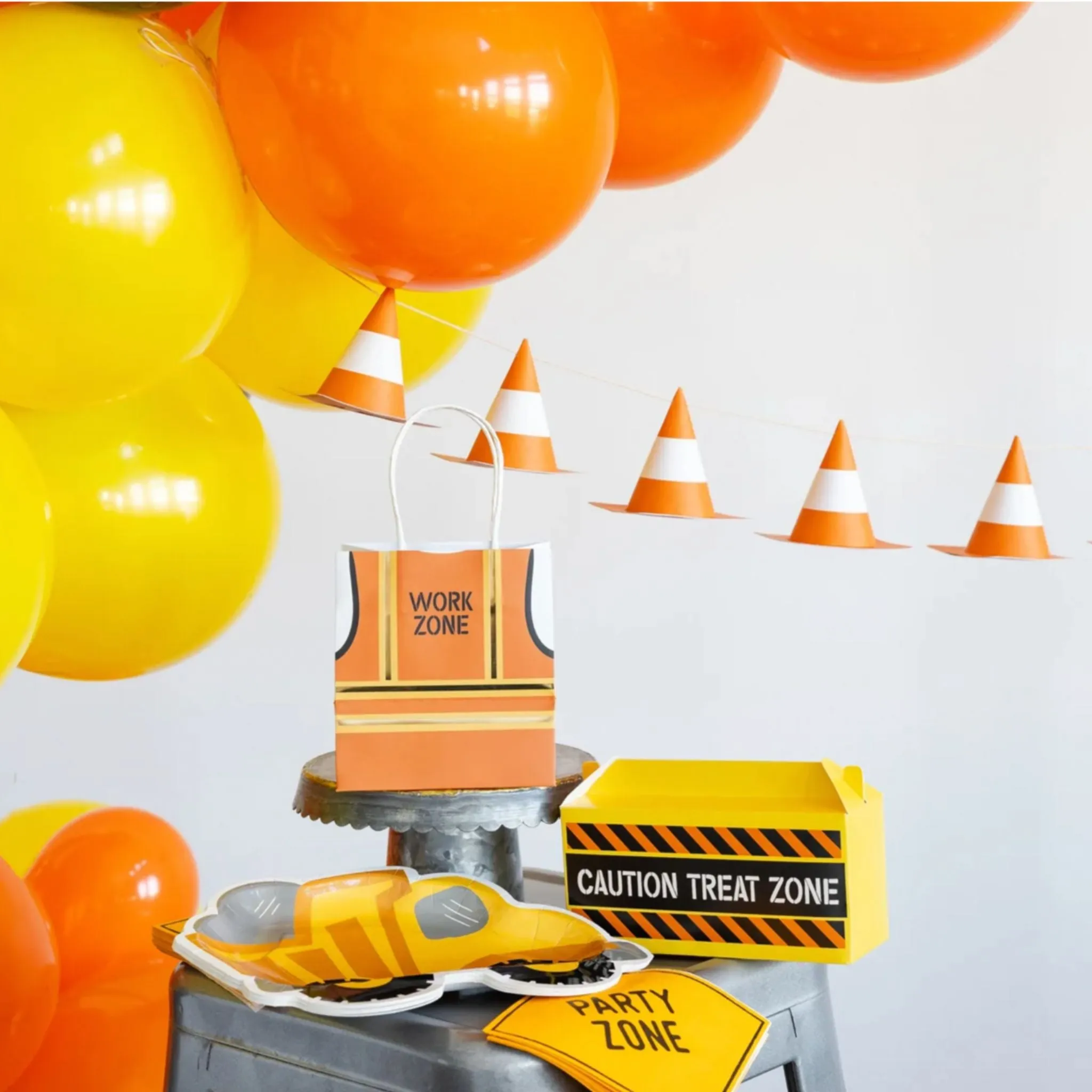Construction Party Toolbox Shaped Paper Treat Boxes | Set 12